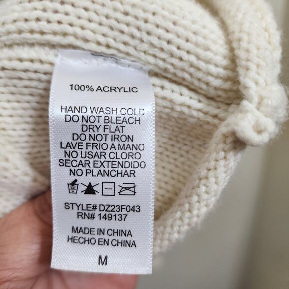 Carly Jean of LA open knit oversized slight crop cream sweater woman size medium - Picture 7 of 9